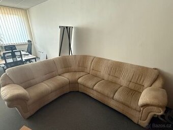 Daruji starší sedací soupravu za odvoz.