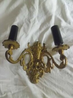 Pěkná stará Mosazná masivní Nástěnná Lampa - Zdobená