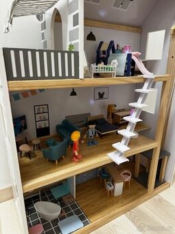 Domeček pro panenky Lidl