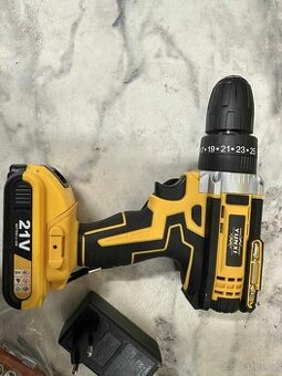 (546) Aku vrtačka / šroubovák YUNXI 2