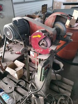 Bruska včetně podstavce