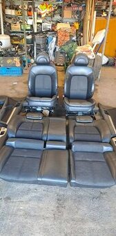 Peugeot 407 Sada sedaček .K vyzvednutí v Žatci.606 247 137 C