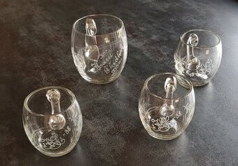 Starožitné broušené půllitry – sada z roku 1938