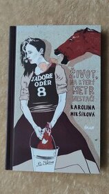 Karolina Mikšíková - Život, na který metr nestačí
