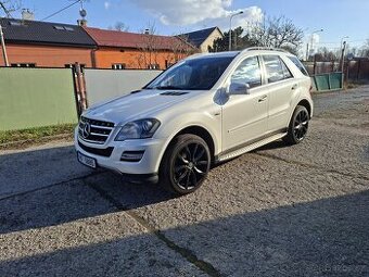 Mercedes Benz ML 350CDi Grand Edition
