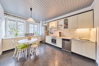 Prodej bytu 4+1 se zahradou na Kryblici