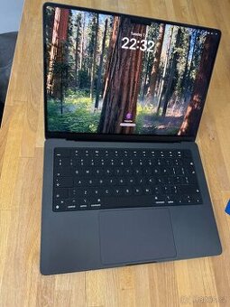 MacBook Pro 14” (2024) M4 Pro, 24GB RAM – jako nový