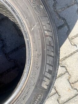 Prodám pneu