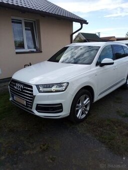 Audi Q7 nové CR 3,0Tdi 210kw 1 majitel S-line