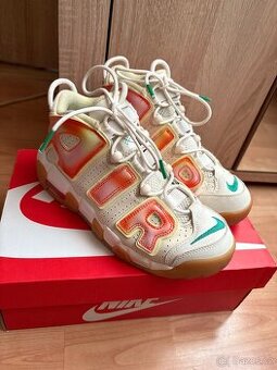 Nike uptempo boty