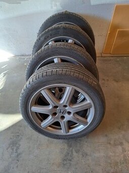 Prodám originál HONDA Alu disky s letními pneu