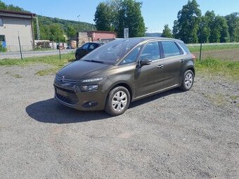 Citroën C4 Picasso 1.6 benz.115 KW serviska 2x klí