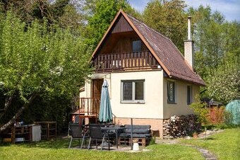 Chata v Jeníkovicích - Poblíž Hradce Králové