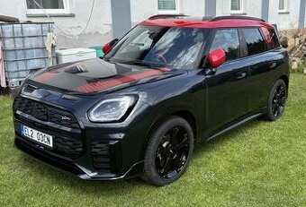 MINI Countryman elektro, TOP stav a plná výbava JCW