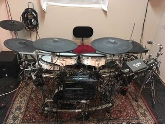 Bicí souprava Roland VDrum TD 10 TDW-1 s bohatým příslušenst - 1
