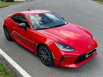 TOYOTA GR86 2.4 6MT - TOP