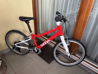 Dětské ultralehké kolo Woom 4 Red 20´ - výborný stav