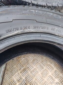 215/70 R 15c