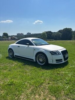 Audi TT 132kw spěchá