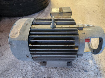 Motor