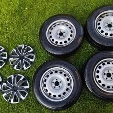 Pneu,disky,poklice 215 65 r16c zimní Toyota, Peugeot,Citroen