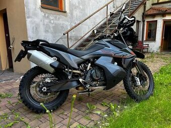 KTM 890 Adventure