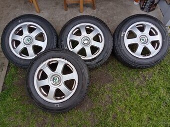 Zimní sada pneu R15 195/65