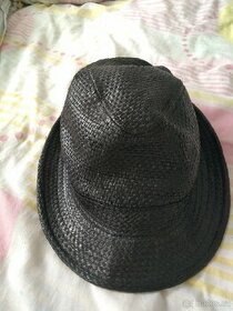 Dámský klobouk