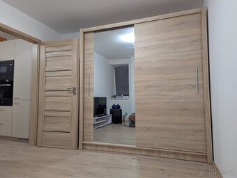 Šatní skříň Sonoma nova