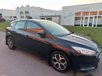 Ford Focus 1.5 DCi, hatchback, r. v. 2014 – černá