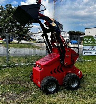 Smykový nakladač, efektivní pomocník