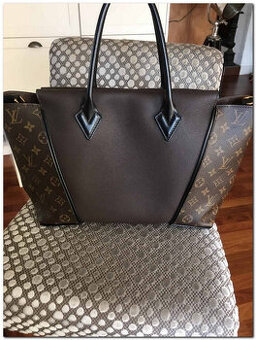 Kabelka Louis Vuitton W PM