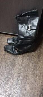 Damske zimni kozacky