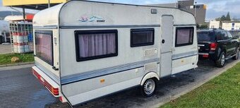 Hobby prestige obytný přívěs karavan zimní paket