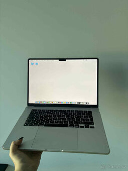 Prodám MacBook Air 15" M2 CZ 2023 256GB