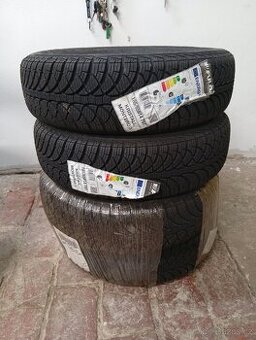 Nové zimní pneu Fulda ,fabia ,Fiat ,škoda 165-65-14