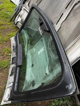 Bmw e39 tour zadní okno s rámem