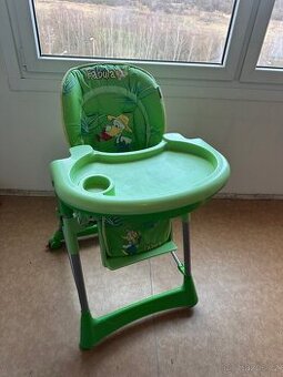 Dětský krmný stůl