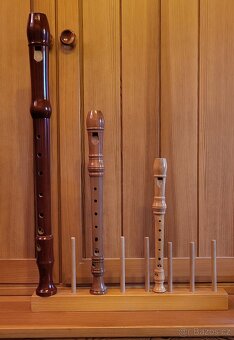 STOJANY pro zobcové flétny (pouze stojany)