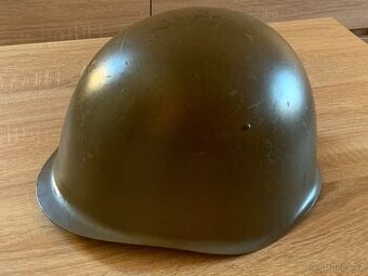 Vojenská helma ČSLA (rok 1954)