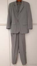 Pánský oblek-světle šedý s proužkem