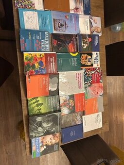 Prodám knihy se zaměřením na sociální práci
