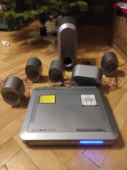 Domácí kino AKAI DV-R5000DVS Dolby surround 5.1