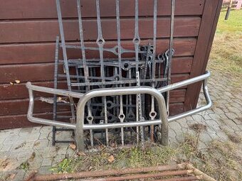 Prodám přední rám na Mitsubishi Pajero