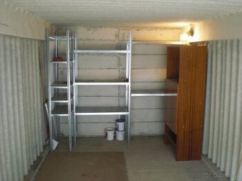 Dlouhodobý pronájem garáže