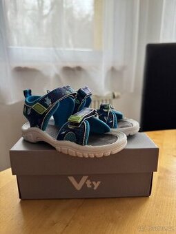 Dětské sandálky Vty