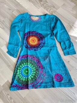 Tyrkysové šaty s mandalou