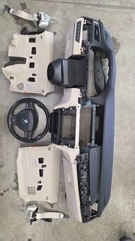 Bmw 7  f01/f02 palubní deska