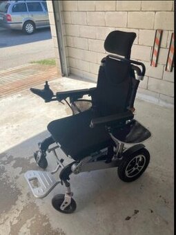 Elektrický invalidní vozík 8000F