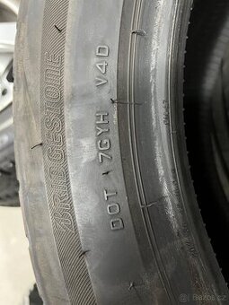 Prodám pneu